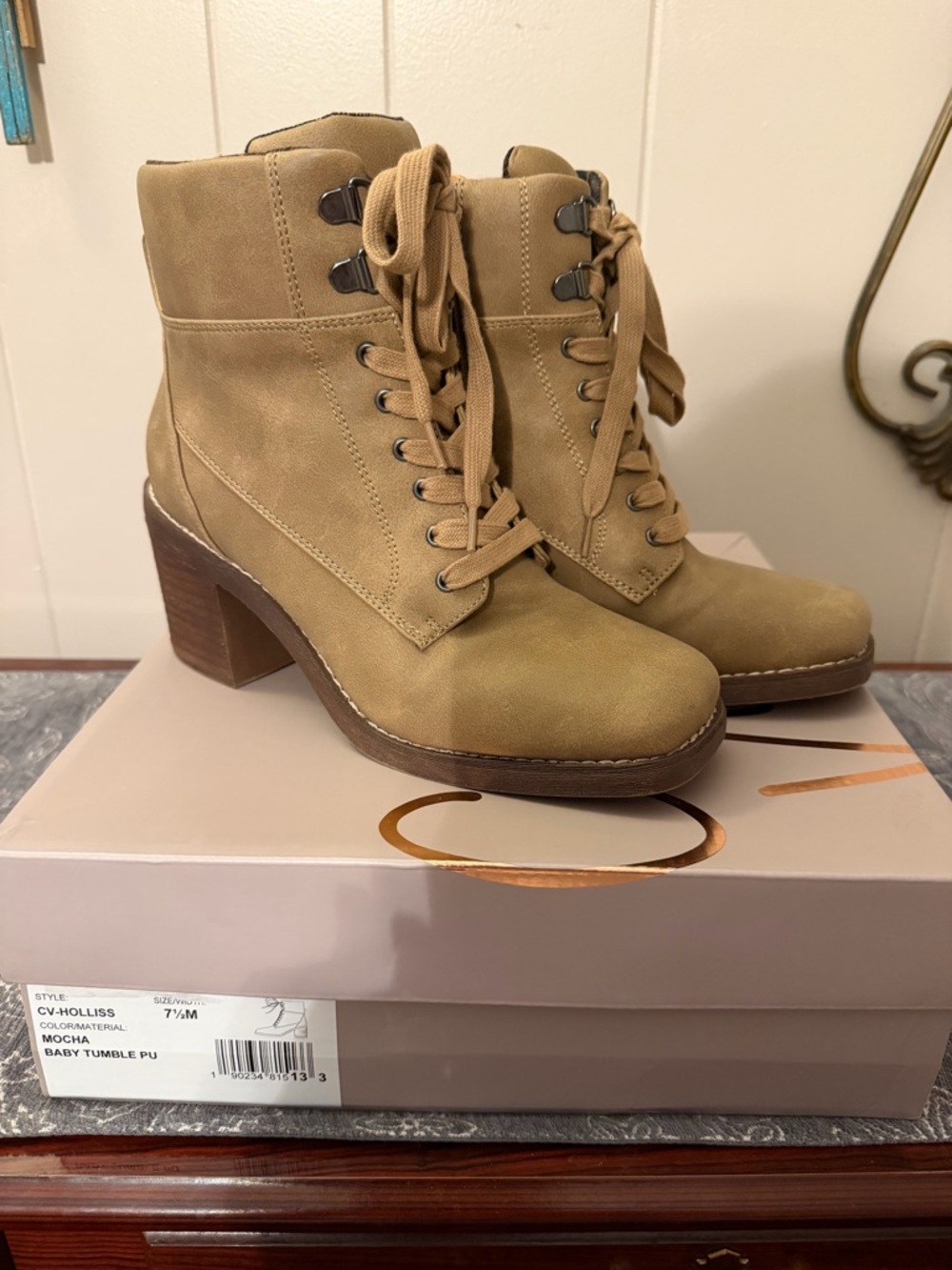 Crown Vintage Mocha Lace-Up Block Heel Ankle Boots - Women